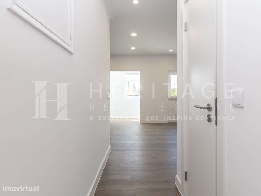 T2 totalmente remodelado na prestigiada Avenida do Bocage-8