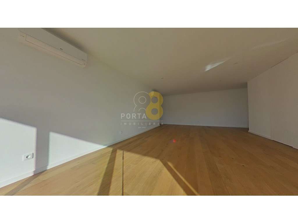 T4 com terraço ultimo piso, vistas do parque e mar - Grande imagem: 3/23