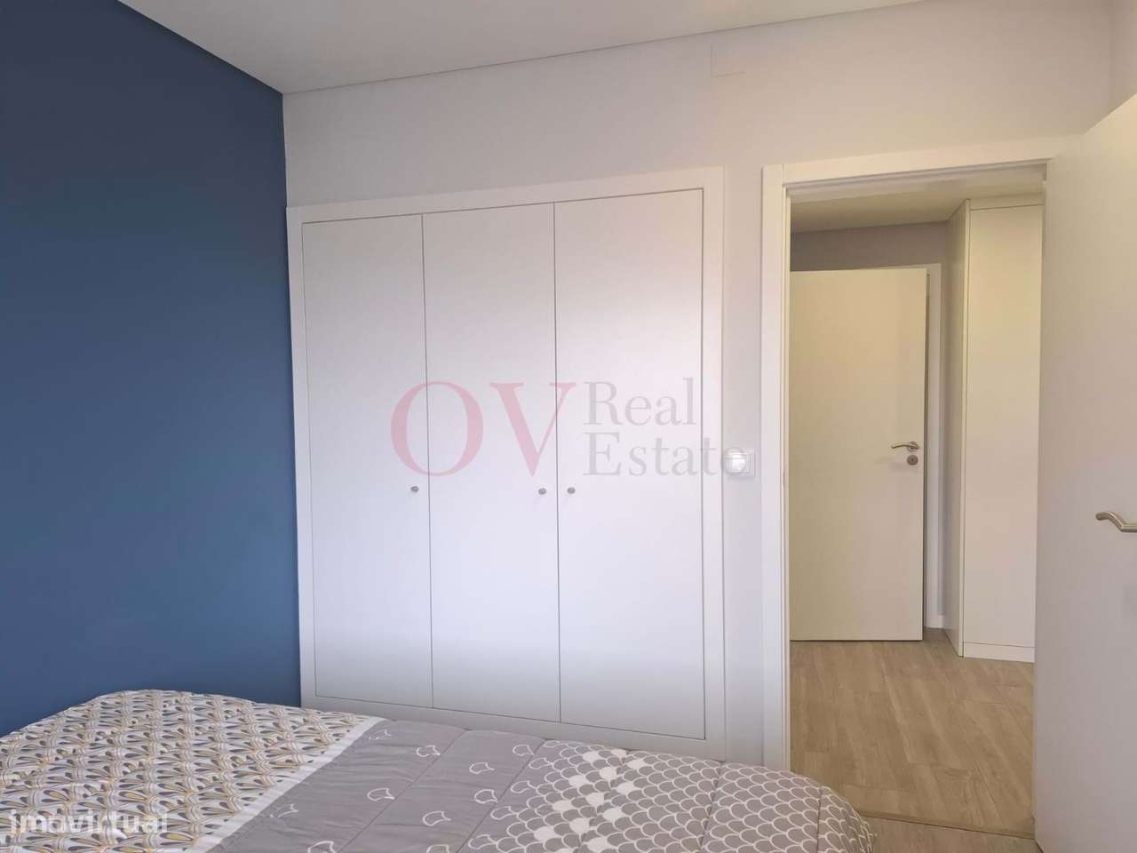 Apartamento T2 na Praia da Barra com 4 varandas e vista de Ria, para v-14