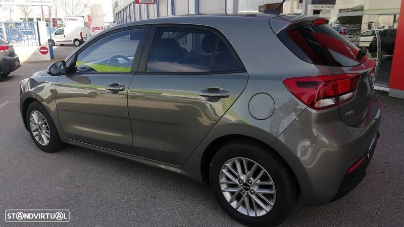 Kia Rio 1.2 CVVT Dynamic - 11