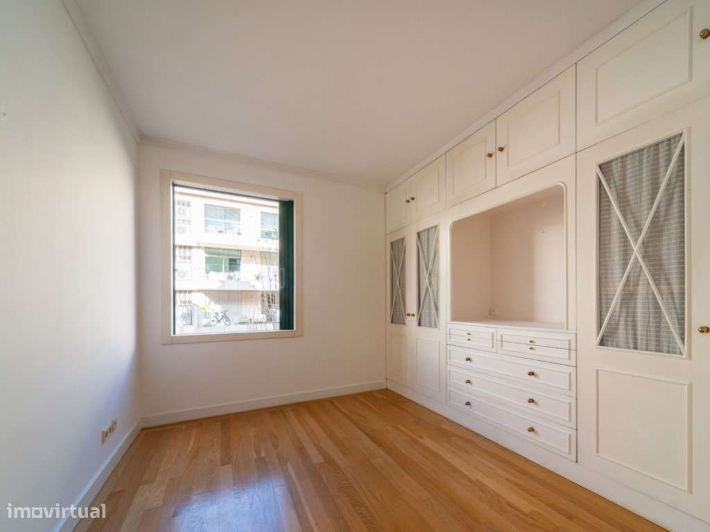 T3+2 em condominio de prestigio nas Amoreiras, com terraço e vista ...-17