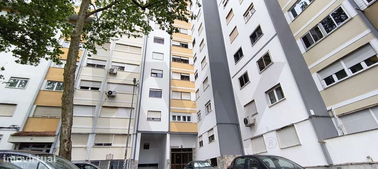 T2  na Praceta Cristóvão Falcão, em Massamá, concelho de Sintra-36