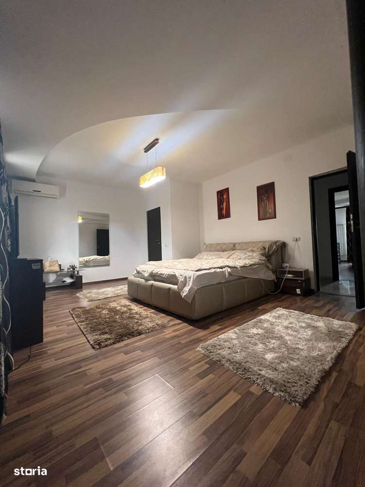 VILĂ ULTRACENTRALĂ  UNIVERSITATEA OVIDIUS APROAPE DE MARE 654900 euro - Imagine principală: 4/17