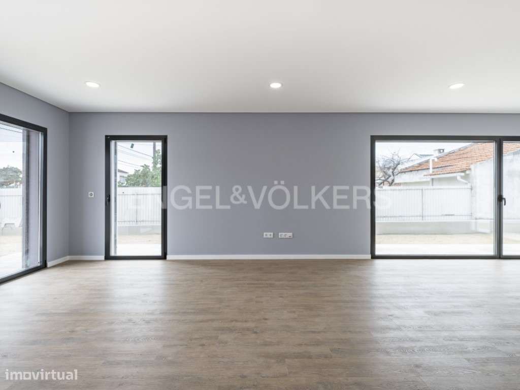 Moradia T4 com Piscina - Aroeira - Grande imagem: 4/52