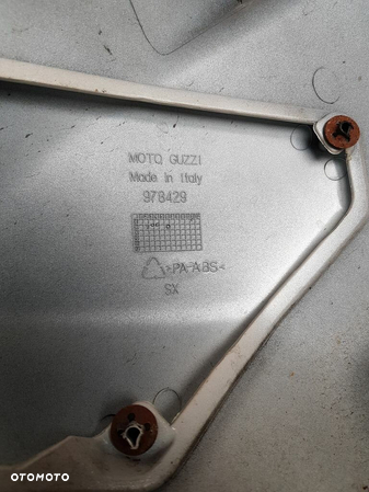 Bok owiewka Moto Guzzi Stelvio 1200  978417 - 9