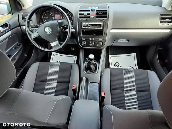 Volkswagen Golf 2.0 TDI DPF Comfortline - 20