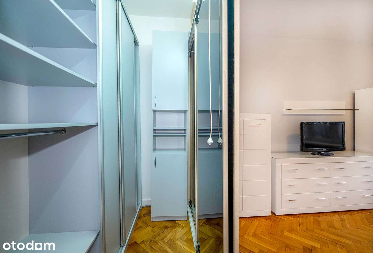 Zadbane 2 pok mieszkanie z balkonem w sercu miasta, ul Sienkiewicza-14