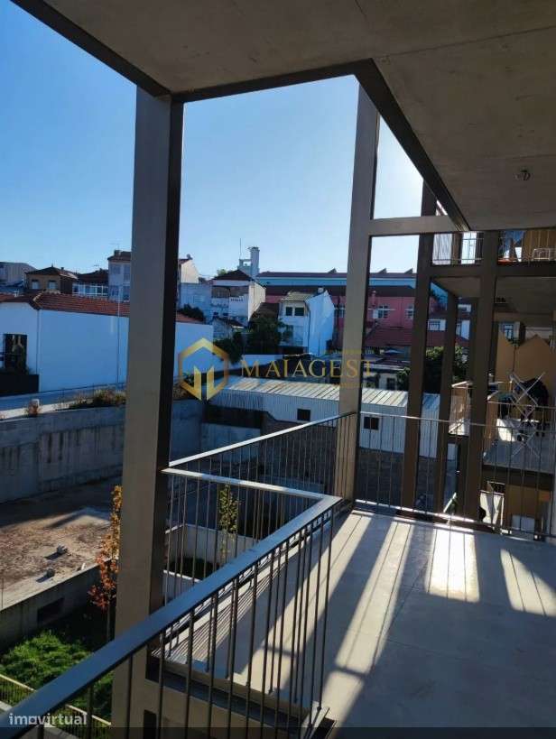 T1 Luminoso com Varanda e Arrumos em Campanhã - Grande imagem: 5/14