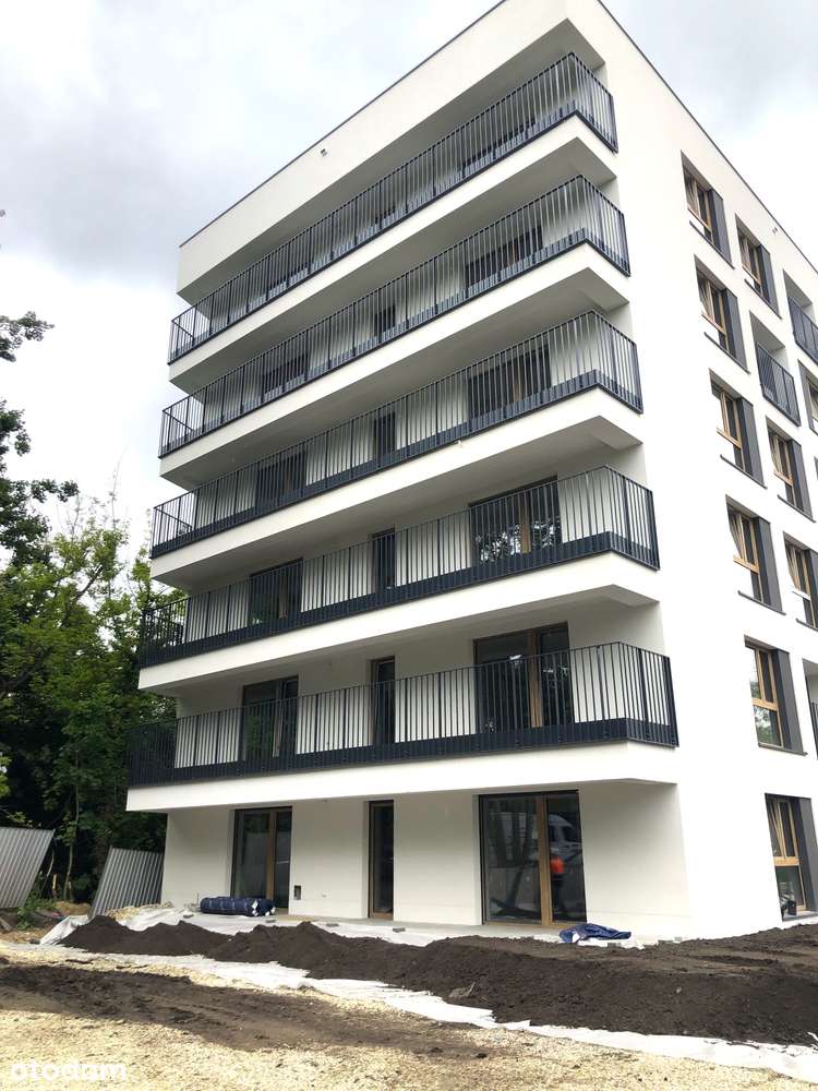 26,43m2, okolice ronda Solidarności.-1