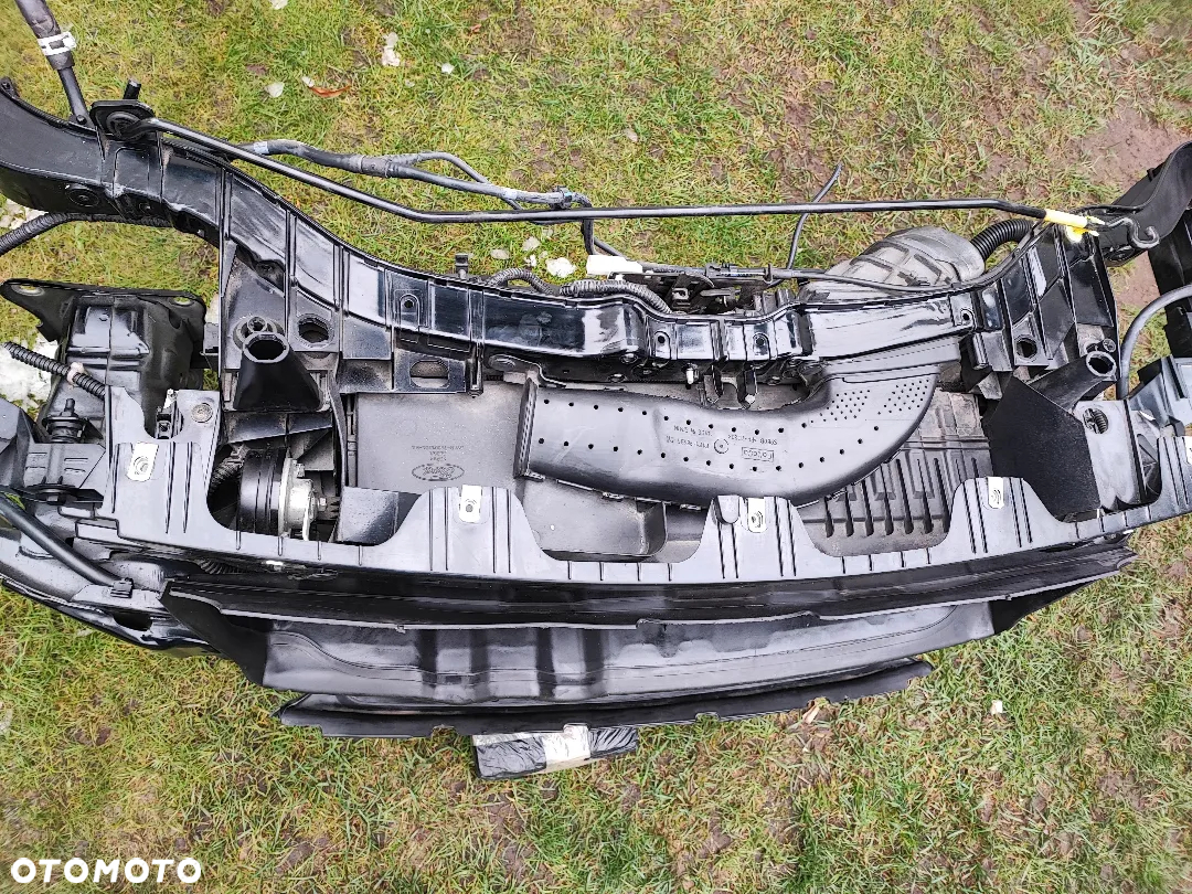 Pas przedni Ford Kuga 2.0 mk2 Lift kompletny Vingale czarny 2018 Europa - 3
