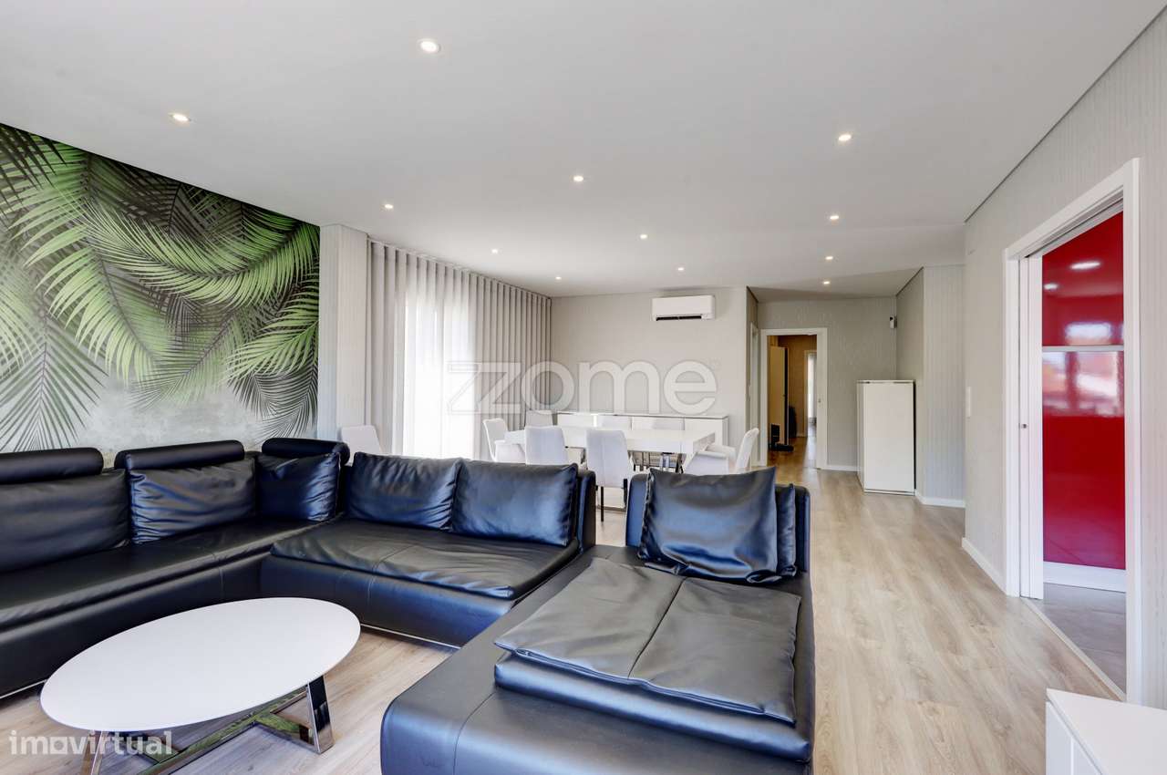 Apartamento T5 Novo em Sacavém-5