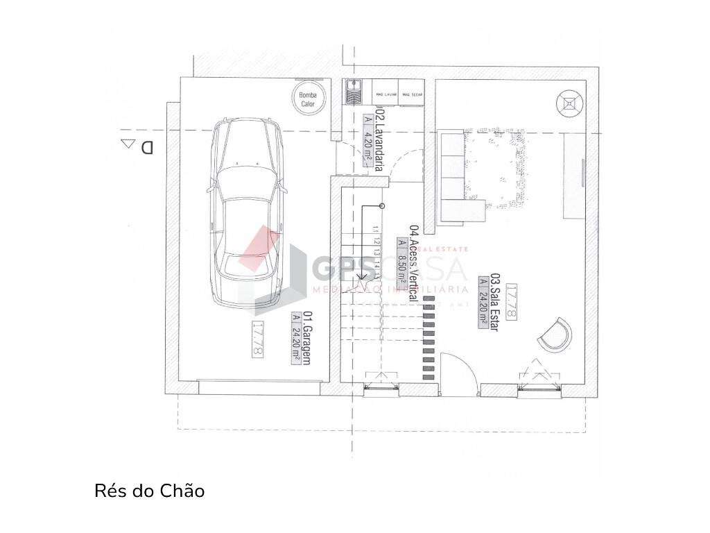 Moradia T3+1 com vista mar – Santa Cruz-47