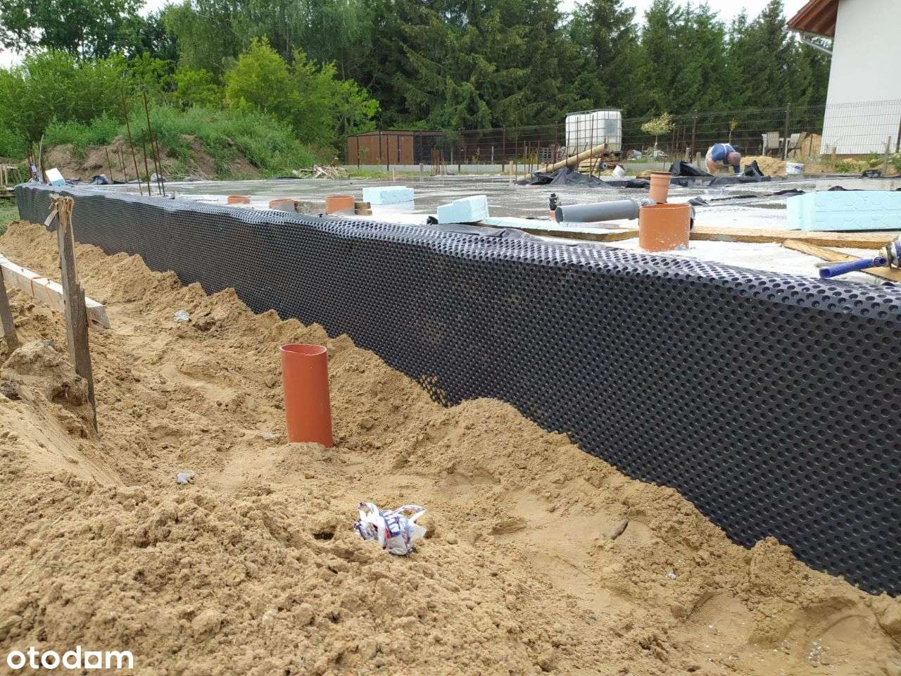 Piękna działka z rozpoczętą budową z projektem-10