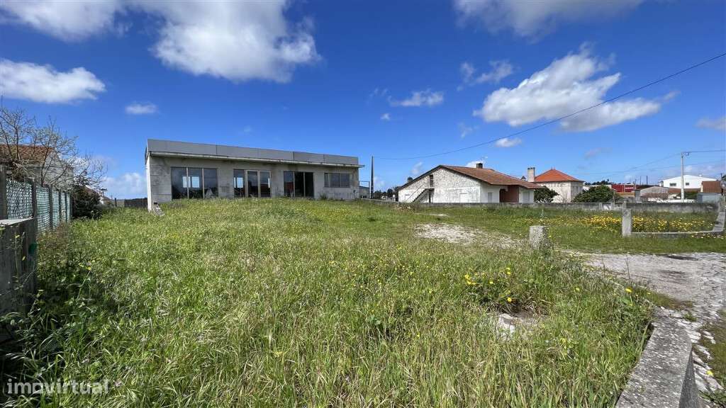 Excelente loja em zona calma do Carriço em Pombal no distrito de Leiri - Grande imagem: 3/8