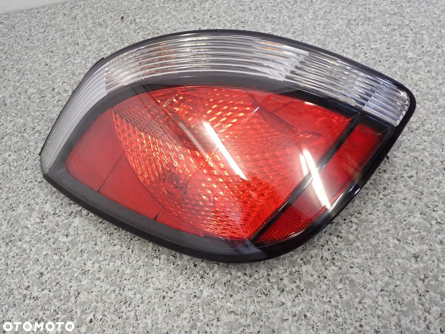 KIA RIO 06-10 LAMPA TYLNA PRAWA - 3