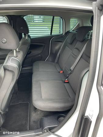 Ford B-MAX - 13