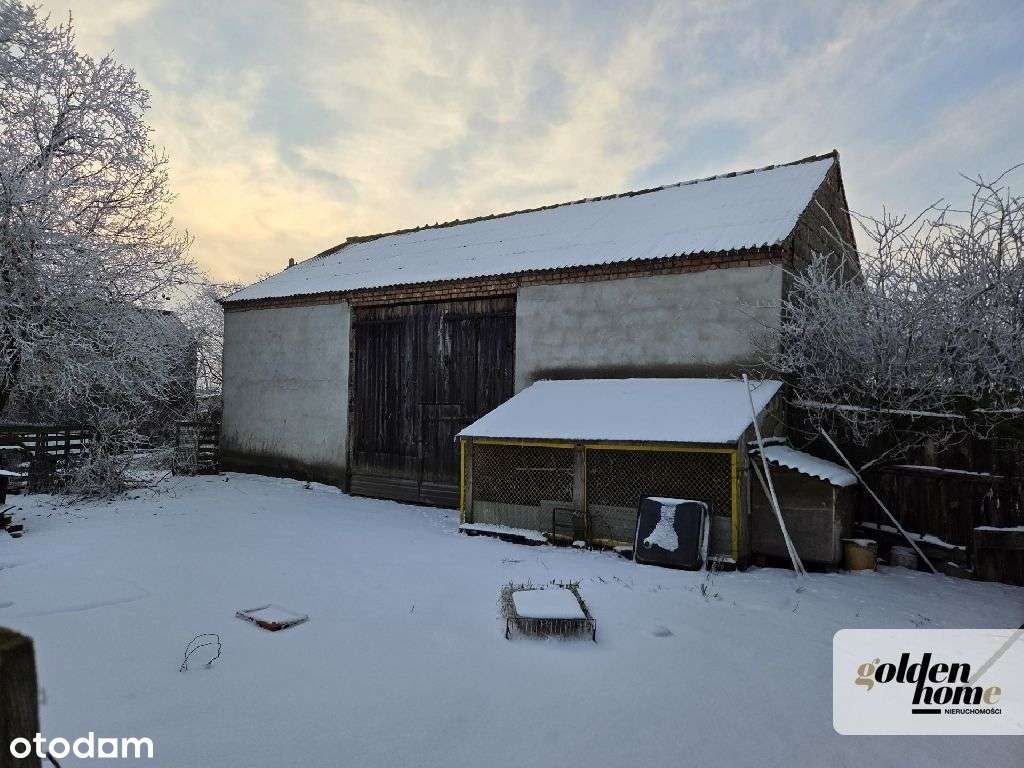 Dom z zabudowaniami gospodarskimi na działce 3478m-15