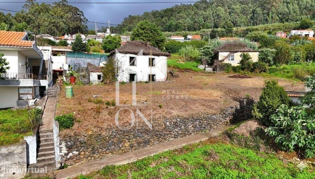 Propriedade no Arco da Calheta para recuperar-33