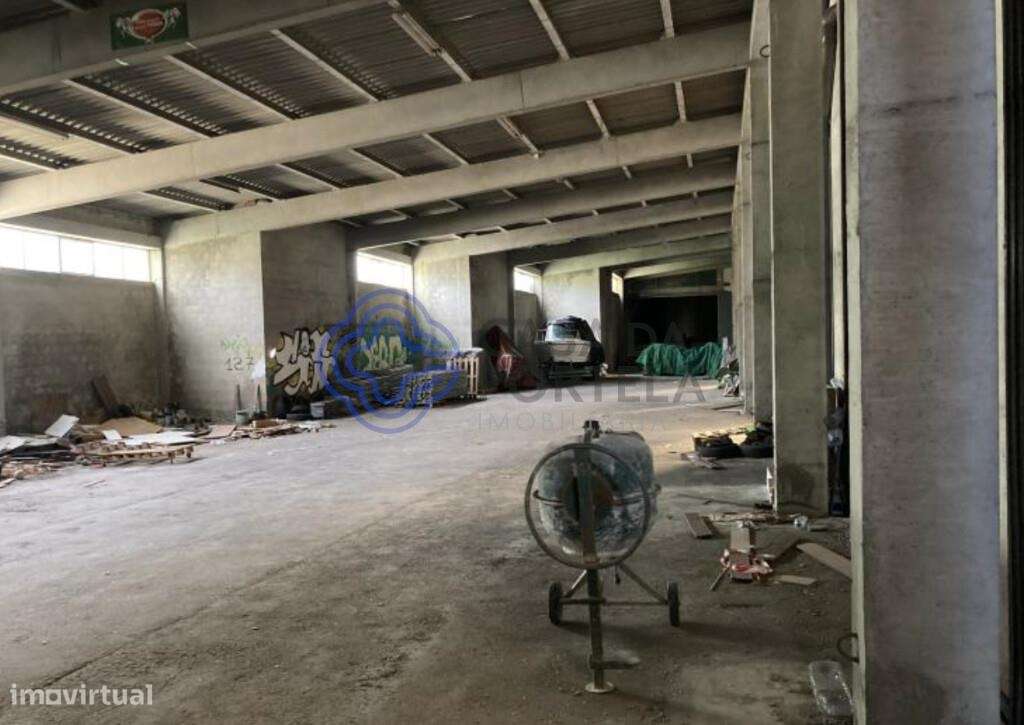 Conjunto de 3 Armazéns em Belas -Sintra-16