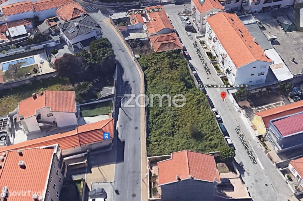 Terreno com 858 m2 na Madalena, Vila Nova de Gaia