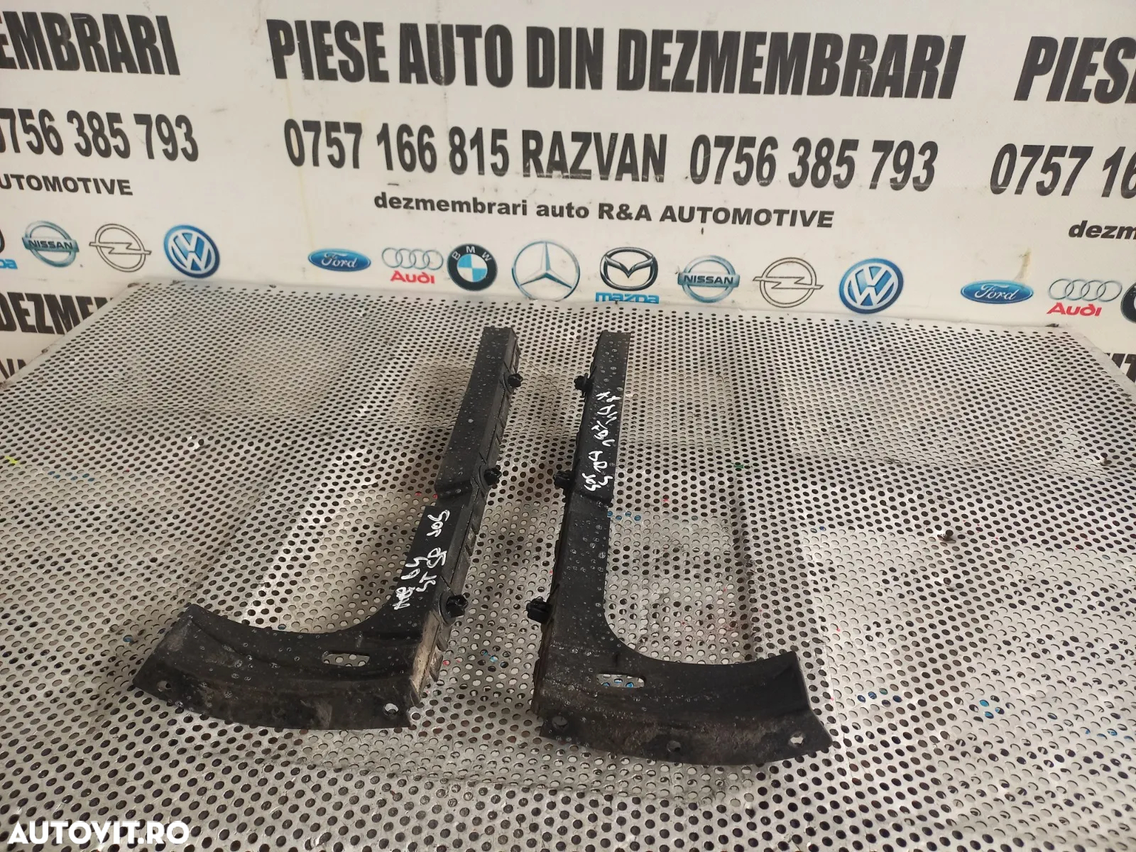 Suport Inferior Stanga Dreapta Bara Spate Audi A8 4H D4 An 2010-2011-2012-2013-2014-2015-2016-2017 Dezmembrez Audi A8 4H D4 Volan Stanga 3.0 Tdi Quattro Motor CDT Cutie MXU - Dezmembrari Arad - 5