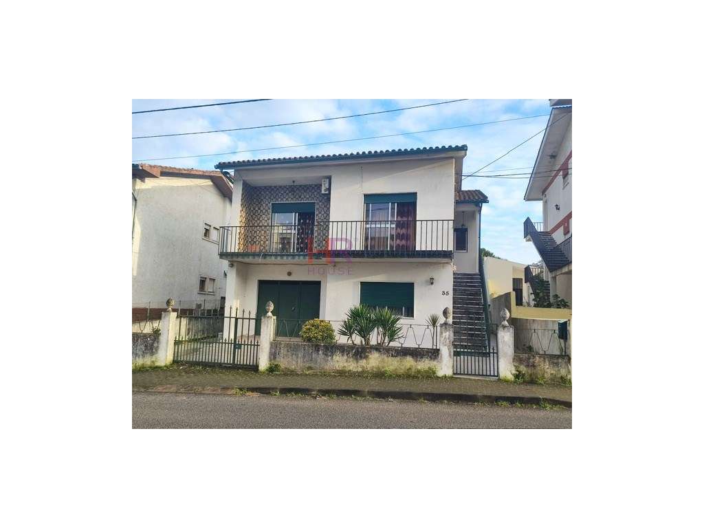 São Martinho vende-se Moradia Isolada com garagem e logradouro. - Grande imagem: 4/60