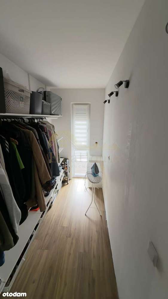 Nowoczesny dom z fotowoltaiką, biurem i garderobą – Pyskowice-8