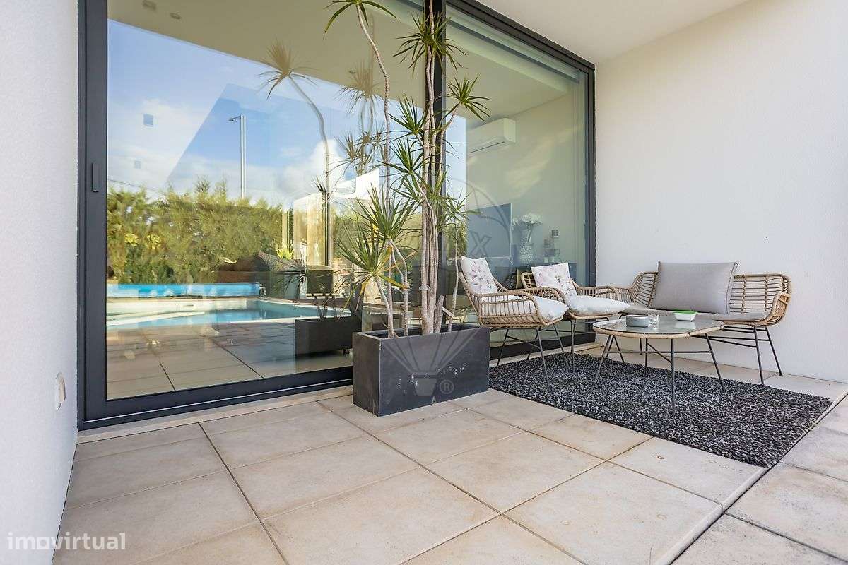 Moradia T4 para venda-6