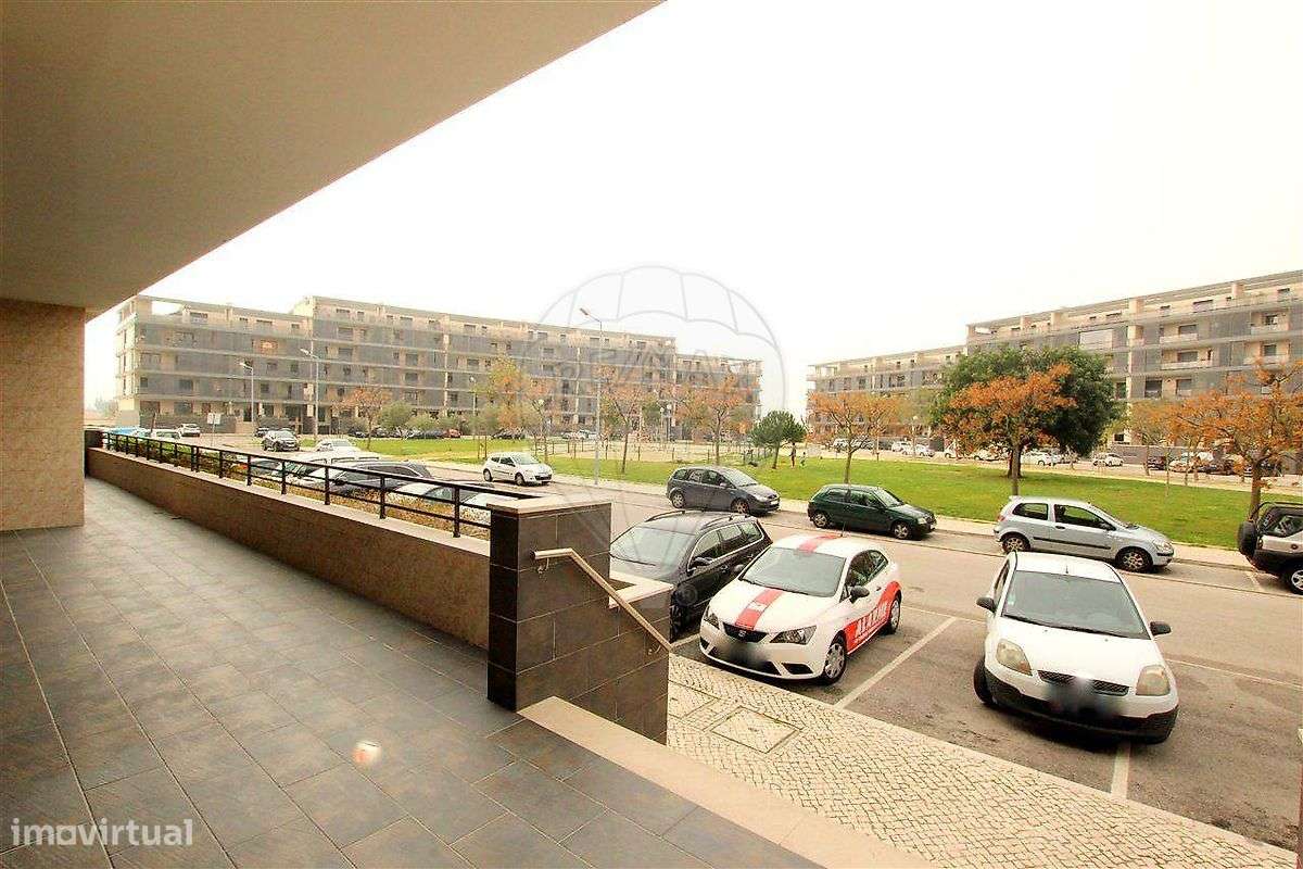 Apartamento T3 para arrendamento - Grande imagem: 2/44