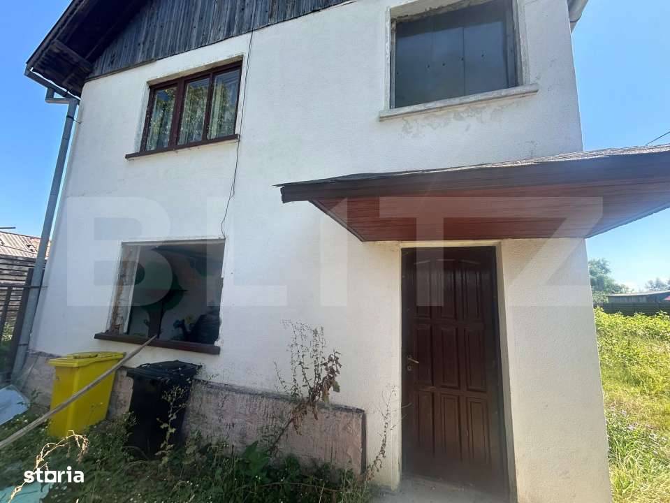 Casa cu parau in spatele curtii in Prejmer, ideala pentru investitie - Imagine principală: 5/16
