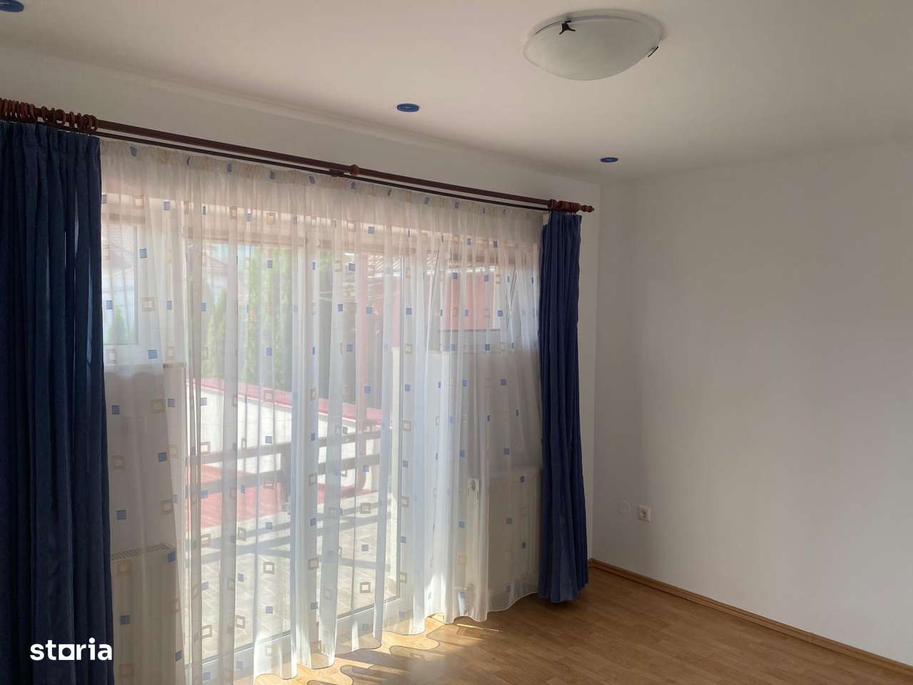 Casa zona  Calea Moldovei-12