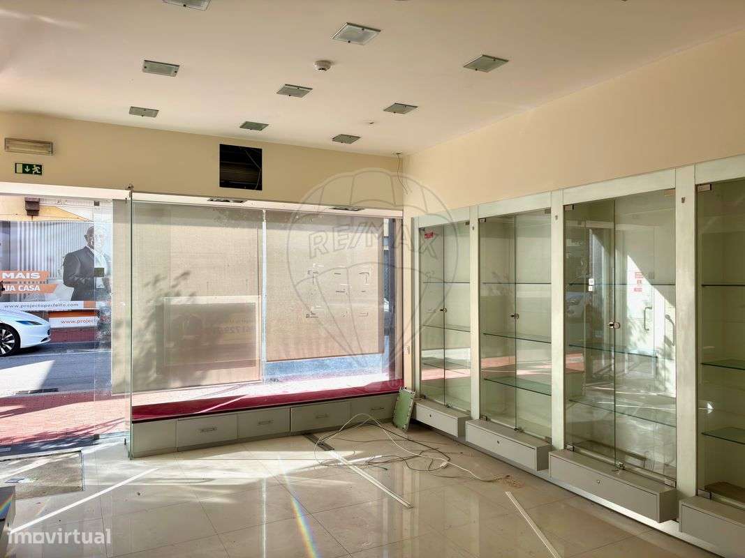 Loja  para arrendamento - Grande imagem: 3/11