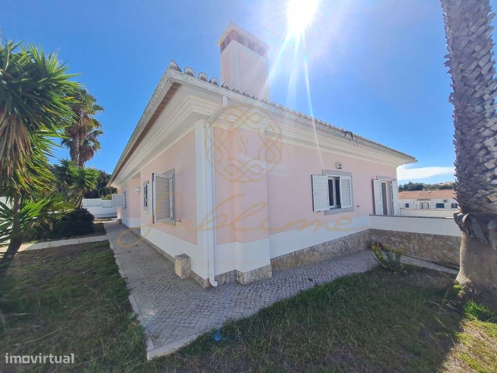 Moradia isolada V3+2 situada em Caixas, Sesimbra com Piscina-10