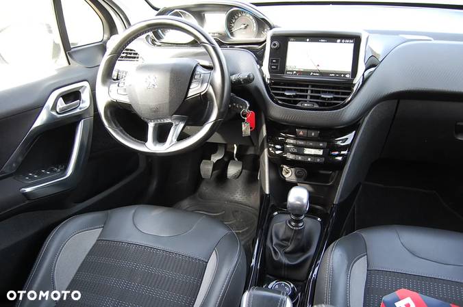 Peugeot 2008 BlueHDi 100 Active - 22