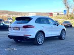 Porsche Cayenne 3.0TD TipTronic - 4