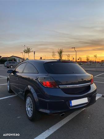 Opel Astra GTC 1.7 CDTI DPF (119g) Sport - 37