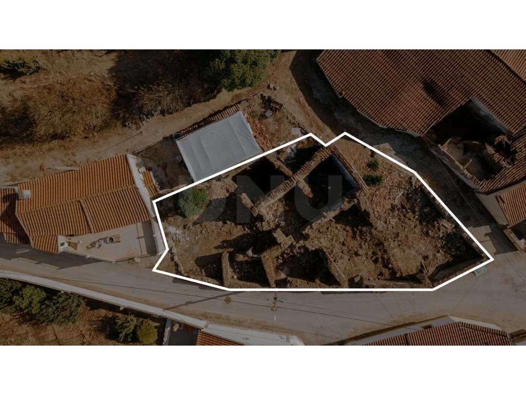Moradia em ruína para venda em Dois Portos - Torres Vedras - Grande imagem: 3/20