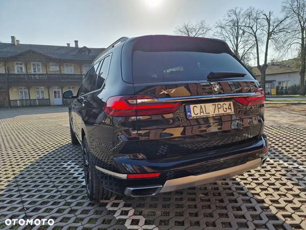 BMW X7 xDrive40i - 19