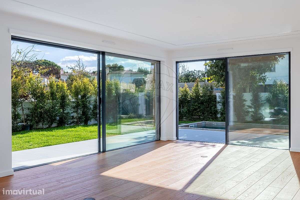 Moradia T5 para venda-3