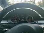 Volkswagen Passat 2.0 TDI - 16