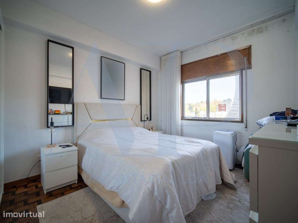 Apartamento T3+1 na Av. Londres-8