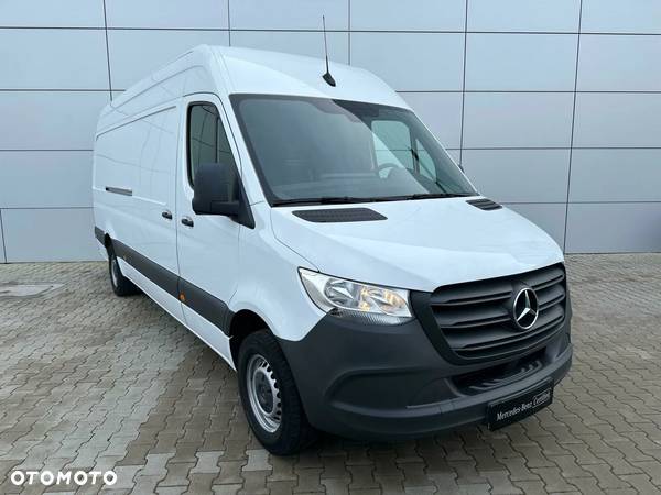 Mercedes-Benz Sprinter - 6