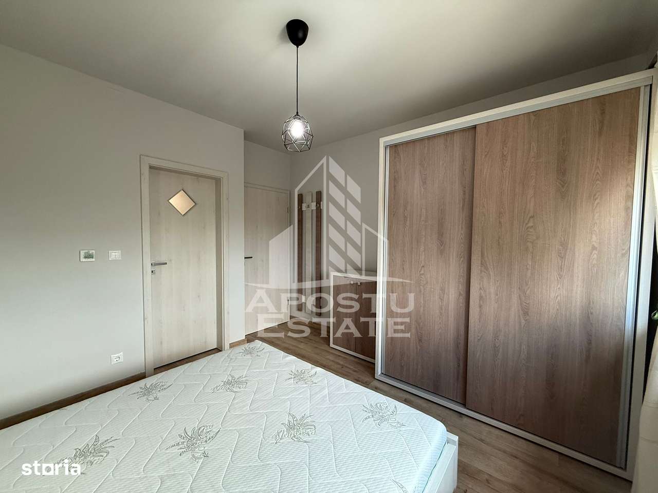 Apartament cu 2 camere la casa, decomandat, zona Braytim - Imagine principală: 4/14