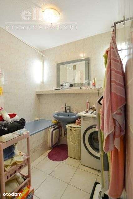 Wygodne trzypokojowe mieszkanie, klimatyzacja-11