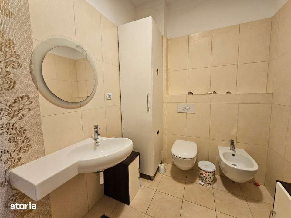 Apartament deosebit , vedere frontala catre Lac-centrul statiunii Mama-12