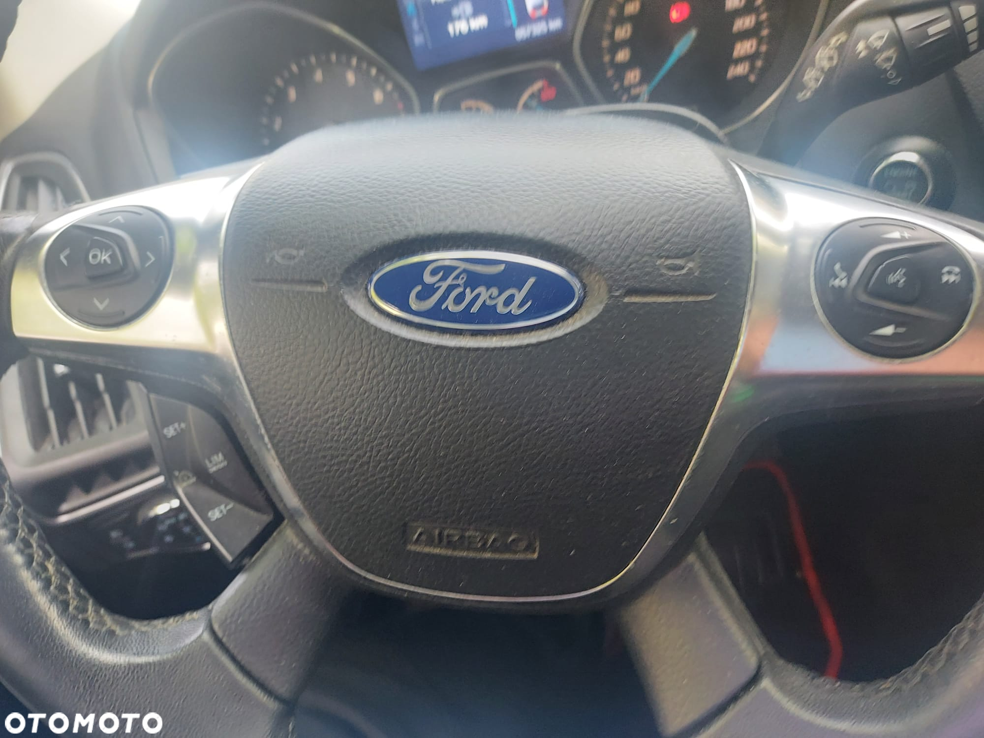 Ford Focus 1.0 EcoBoost Hybrid COOL&CONNECT - 14