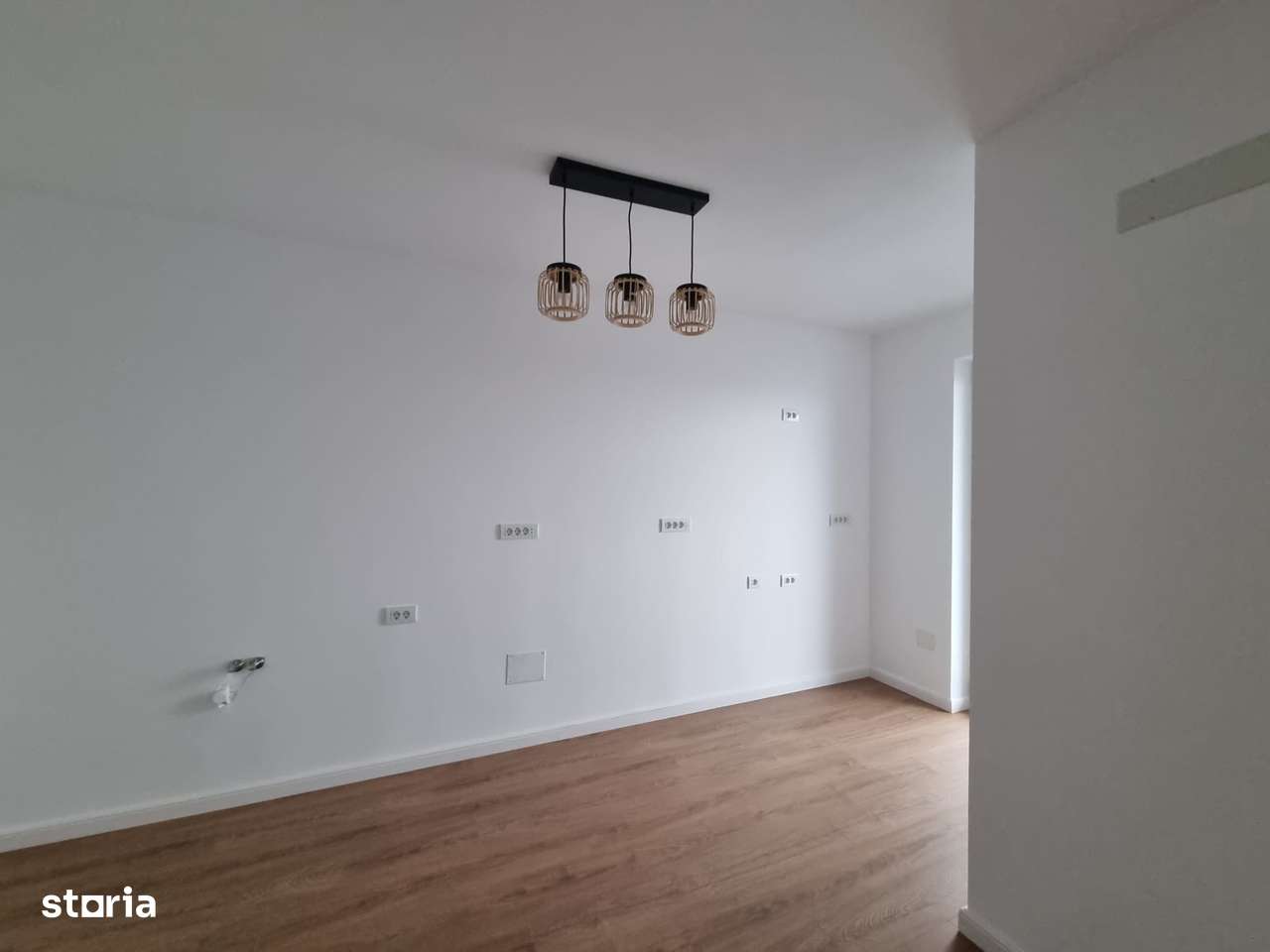 Vand apartament 2 camere cu terasa, 58+12 mp - Imagine principală: 4/10