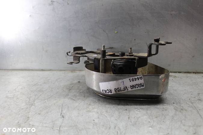 Honda VF750 MAGNA RC43 Boczek osłona grill owiewka chrom - 3