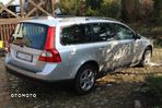 Volvo V70 2.0 Kinetic - 21