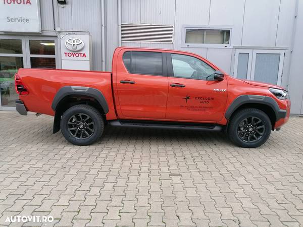 Toyota Hilux 2.8D 204CP 4x4 Double Cab AT Invincible - 7